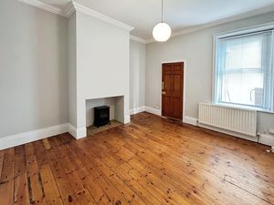 Photo 5- click for photo gallery